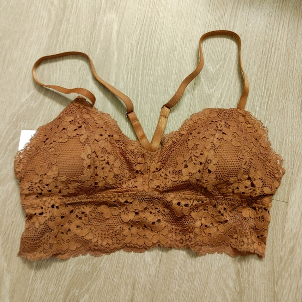 NWT Lace bralette